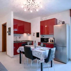 Design House 15min To City - Wifi & Free Parking Verona