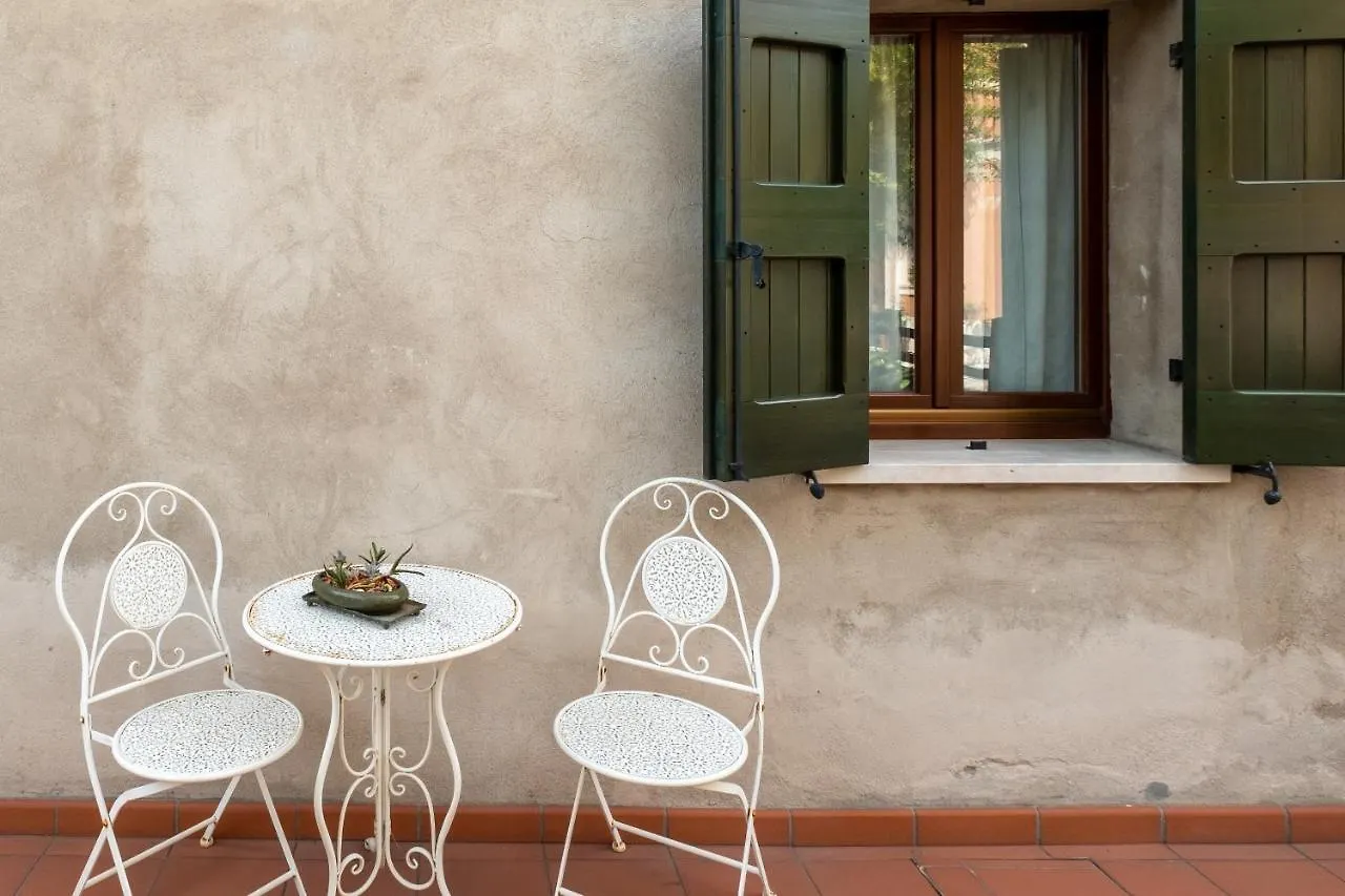 Corte Roveggia - Monolocale Van Gogh Verona Apartment